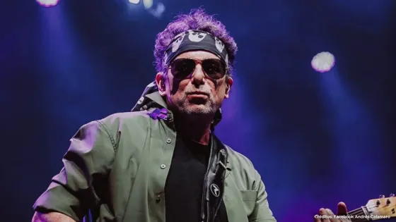  Facebook Andrés Calamaro