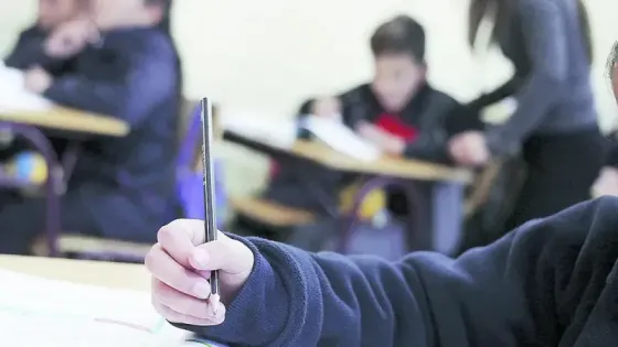  EDUCACIÓN 