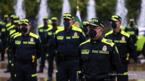 Policía