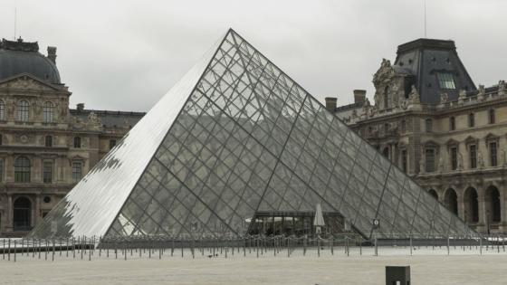 Museo Louvre robo joyas