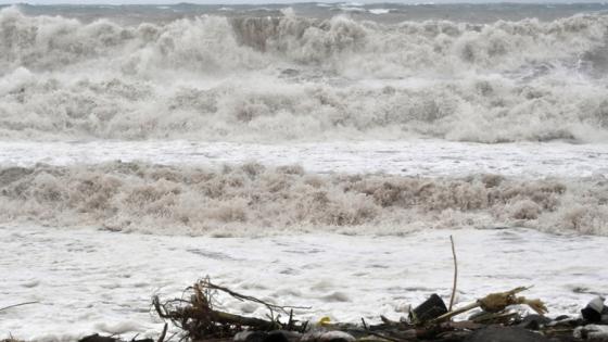Huracán Melissa intensidad Huracán Melissa calentamiento de océanos