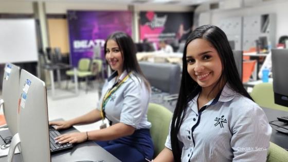 Empleadas del SENA. Empleadas del SENA.