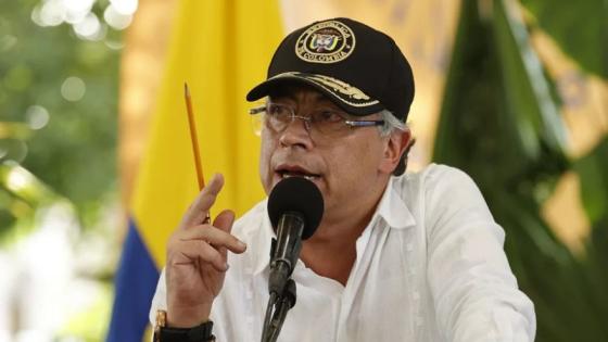 En la Casa de Nariño, el presidente Gustavo Petro pidió perdón al Cajar.
