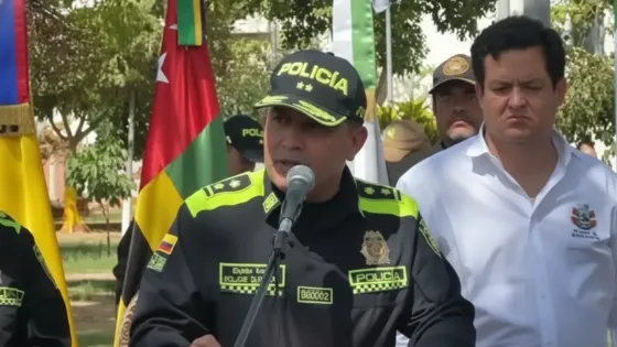 Robo a joyería en Bucaramanga terminó con un policía capturado