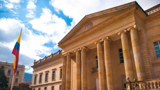 Colombia cae en el CPI 2025: 37 puntos y puesto 99