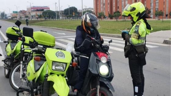 Consejo de Estado suspendió el aumento salarial, pero las multas de tránsito mantendrán su ajuste anual.