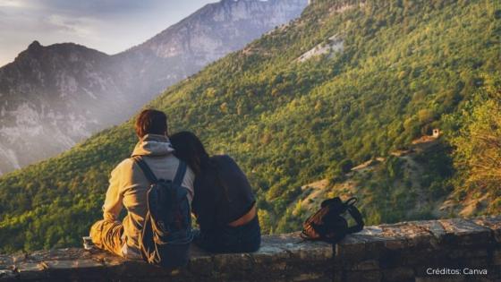 Viajes con astrología, IA y spa: así están cambiando las vacaciones de los colombianos