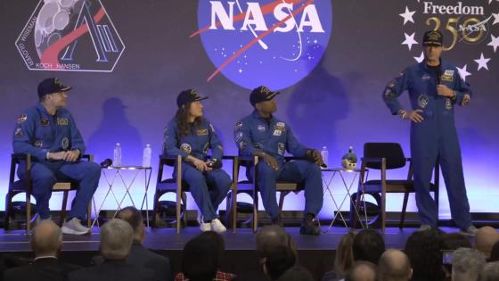 Astronautas de Artemis en la Tierra. 