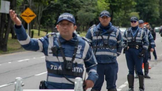 Cierres viales en Bogotá hoy 12 de abril: desvíos por la Carrera Verde 2026