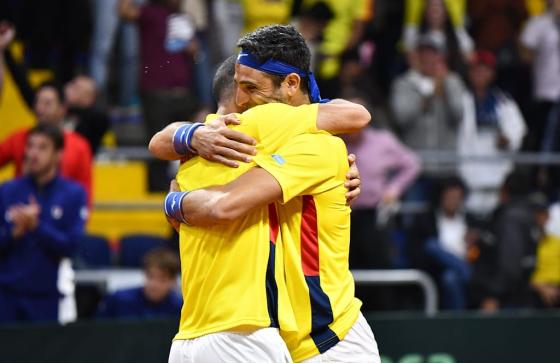 Cabal y Farah. Por: Andrés Lozano Juan Sebastián Cabal y Robert Farah celebran su victoria