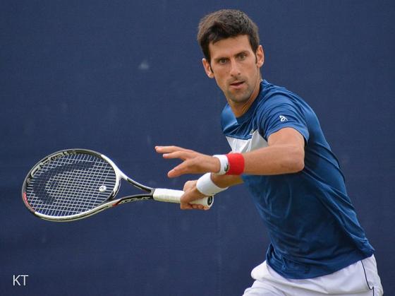 Pelotazo de Novak Djokovic a una juez lo dejó descalificado del US Open Pelotazo de Novak Djokovic a una juez lo dejó descalificado del US Open