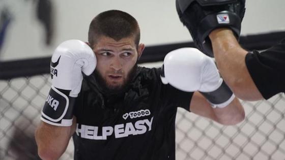 Pelea al interior de UFC entre Khabib Nurmagomedov y Dana White Pelea al interior de UFC entre Khabib Nurmagomedov y Dana White