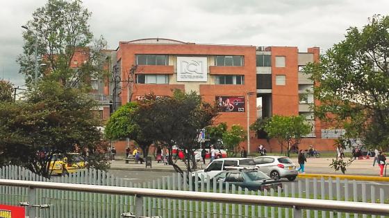 Protesta en RCN tras falsa noticia e insatisfactoria rectificación Protesta en RCN tras falsa noticia e insatisfactoria rectificación