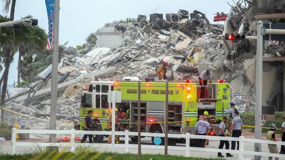 Los equipos de rescate se encuentran en búsqueda activa de las 159 personas desaparecidas. Miami Edificio, 159 desparecidos y cuatro muertos.