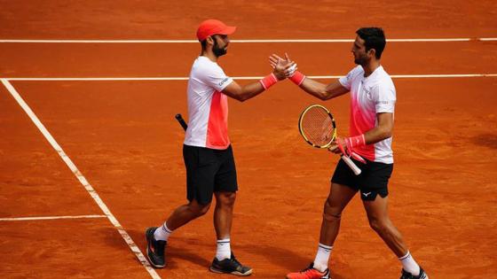 Cabal y Farah Cabal y Farah