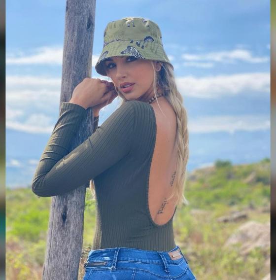 IG @melinaramirez90 IG @melinaramirez90