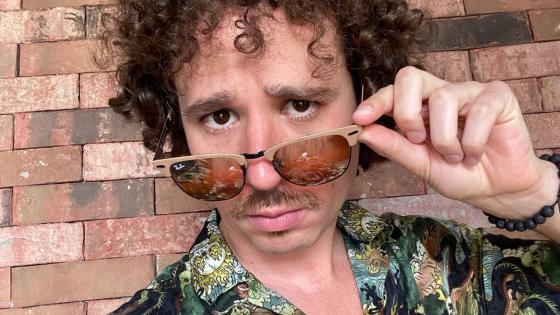 Luisito Comunica es imitado por actor porno. El actor porno que imita a Luisito Comunica.