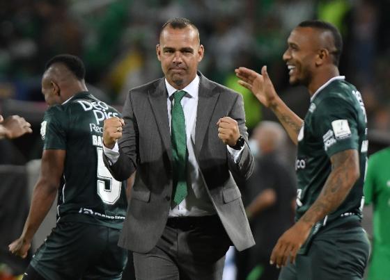 Vainazo a periodista deportivo de Win Sports tras partido del Cali