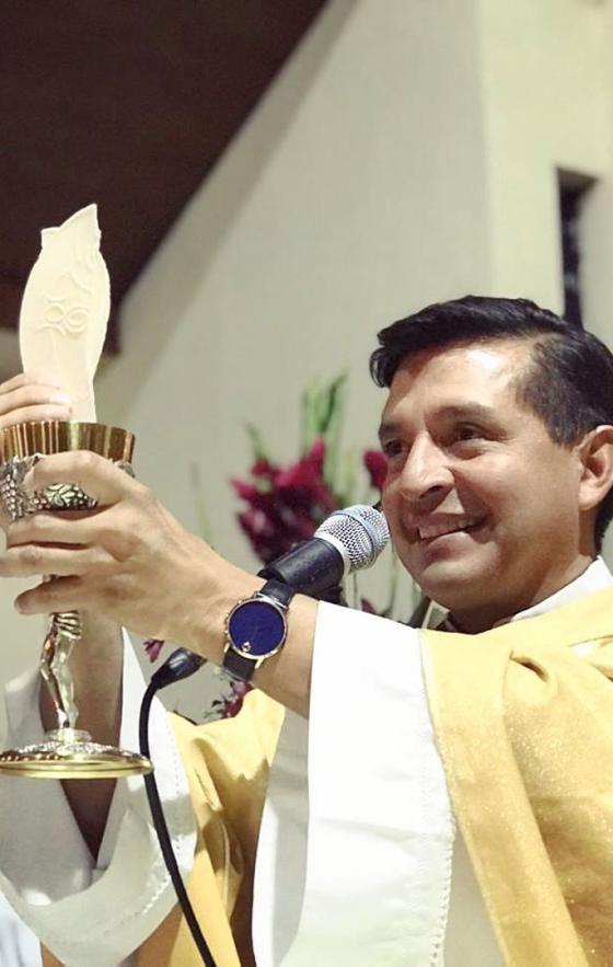 ¿En qué anda el Padre Chucho en la actualidad?