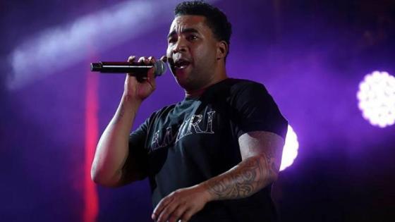 Hinchas del Junior de Barranquilla enojados con Don Omar Don Omar rechaza camiseta del Junior