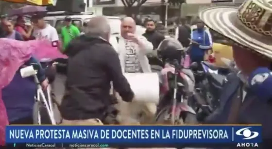 Pelea transmisión Noticias Caracol