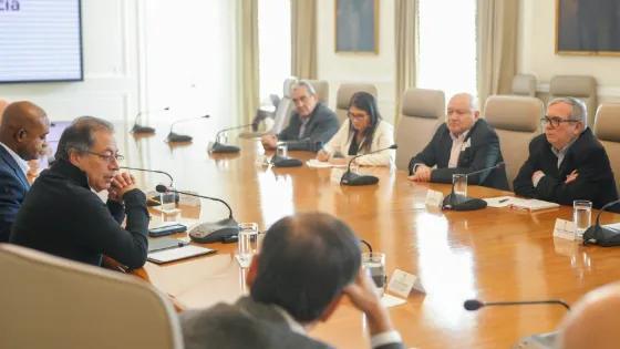 Previo a la ONU, Petro se reunió con exFARC para revisar avances en materia de paz