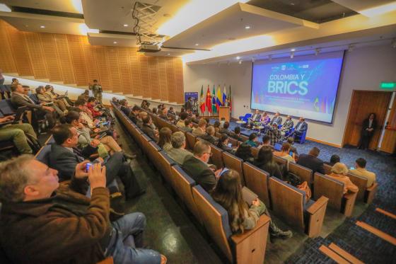 Colombia-ingreso-a-BRICS Colombia-ingreso-a-BRICS