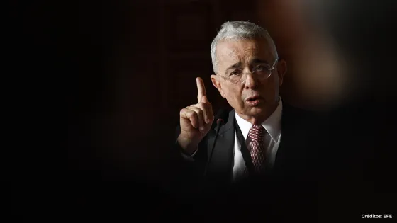 Álvaro Uribe Vélez Álvaro Uribe Vélez