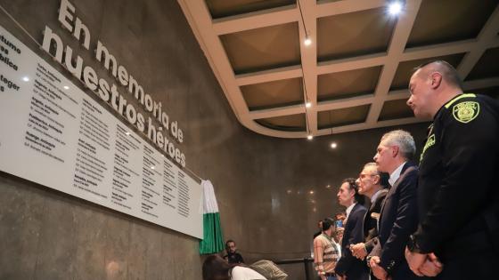 Conmemoración a policías asesinados. Conmemoración a policías asesinados.