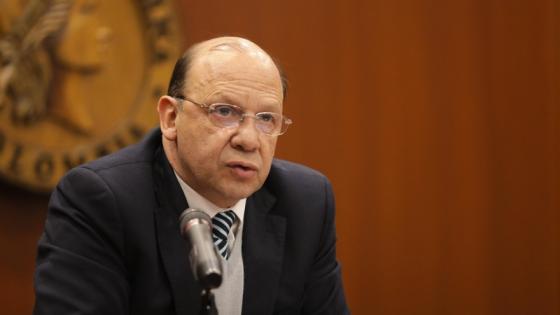 Ministro de Hacienda, Germán Ávila. Ministro de Hacienda, Germán Ávila.
