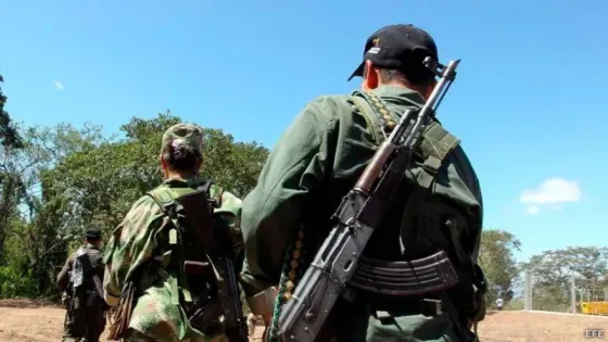 Farc Caen alias ‘El Negro’ y ‘Karla’ por atentado en el Huila