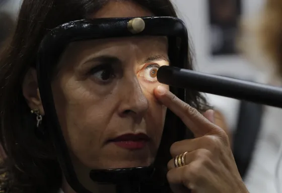 persona durante el 98 Congreso de la Sociedad Española de Oftalmología