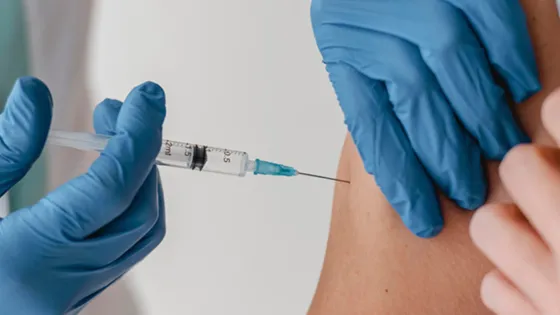 Bogotá inicia vacunación prenatal contra VSR para proteger a recién nacidos