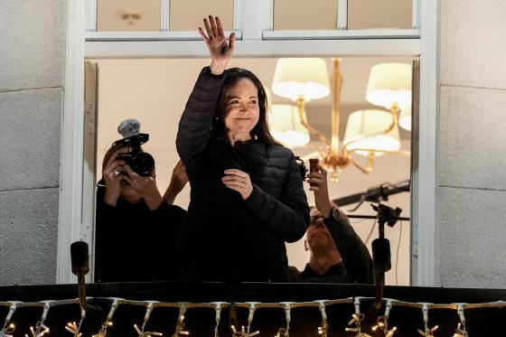 Nobel Peace Prize laureate Maria Corina Machado waves from the balcony at the Grand Hotel in Oslo, Norway, 11 December 2025. 