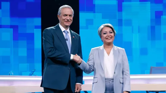 Jeannette Jara y José Antonio Kast