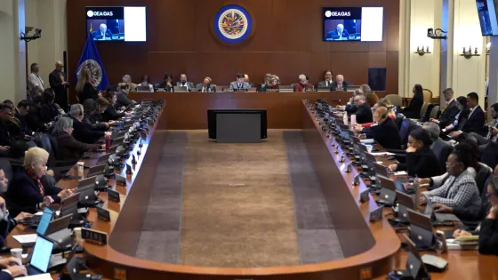 OEA alerta por violencia y contactos Petro-Clan del Golfo en Doha