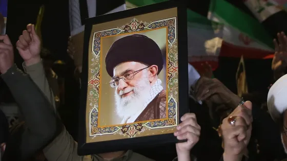 Qué se sabe sobre la presunta muerte de Ali Khamenei