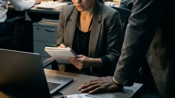 Acoso sexual en el periodismo