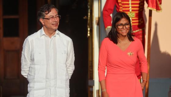 Gustavo Petro y Delcy Rodríguez.