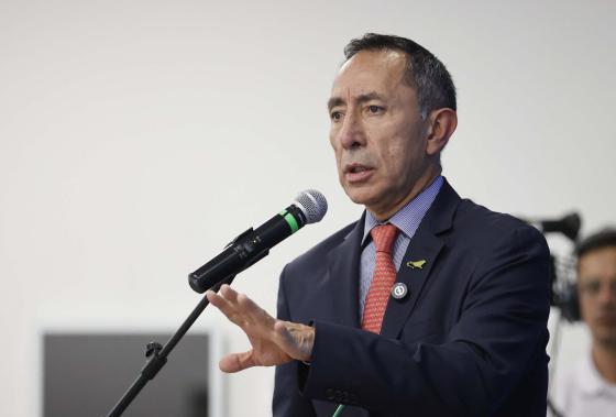 Fotografía de archivo del 12 de noviembre de 2024 que muestra al presidente de Ecopetrol, Ricardo Roa, hablando en Bogotá (Colombia).