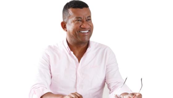 Luis Alfonso Escobar.