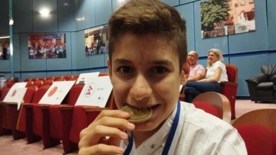 Quién es el joven colombiano que ganó cinco medallas en astronomía