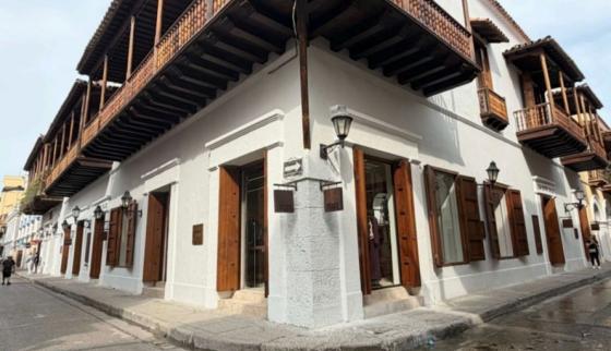 Casa entre calles