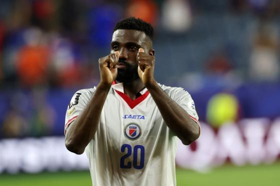 Haití lució la camiseta Saeta en su debut en el Mundial 2026. 