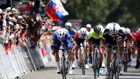 Ciclistas colombianos calendario marzo 2020