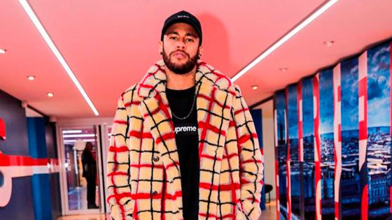 Maluma en respuesta a los comentarios decidió cerrar sus redes sociales 