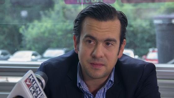 Sesionar virtualmente Rodrigo Lara