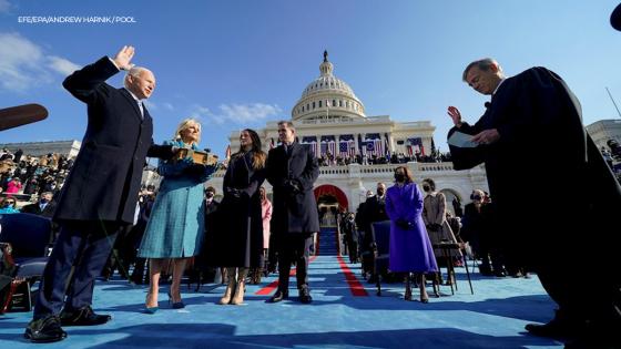 EFE/EPA/ANDREW HARNIK / POOL