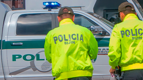 alt policías