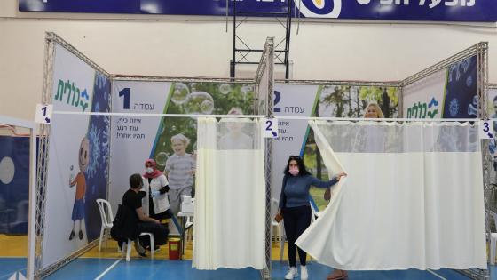 Tercera dosis mejoría considerablemente los anticuerpos de los mayores de 60 años. 